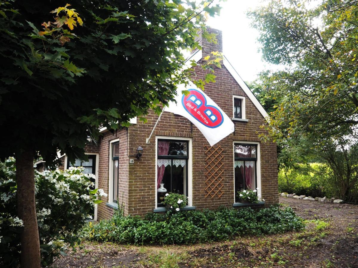 'Us Waldhuske' Villa Burgum ภายนอก รูปภาพ