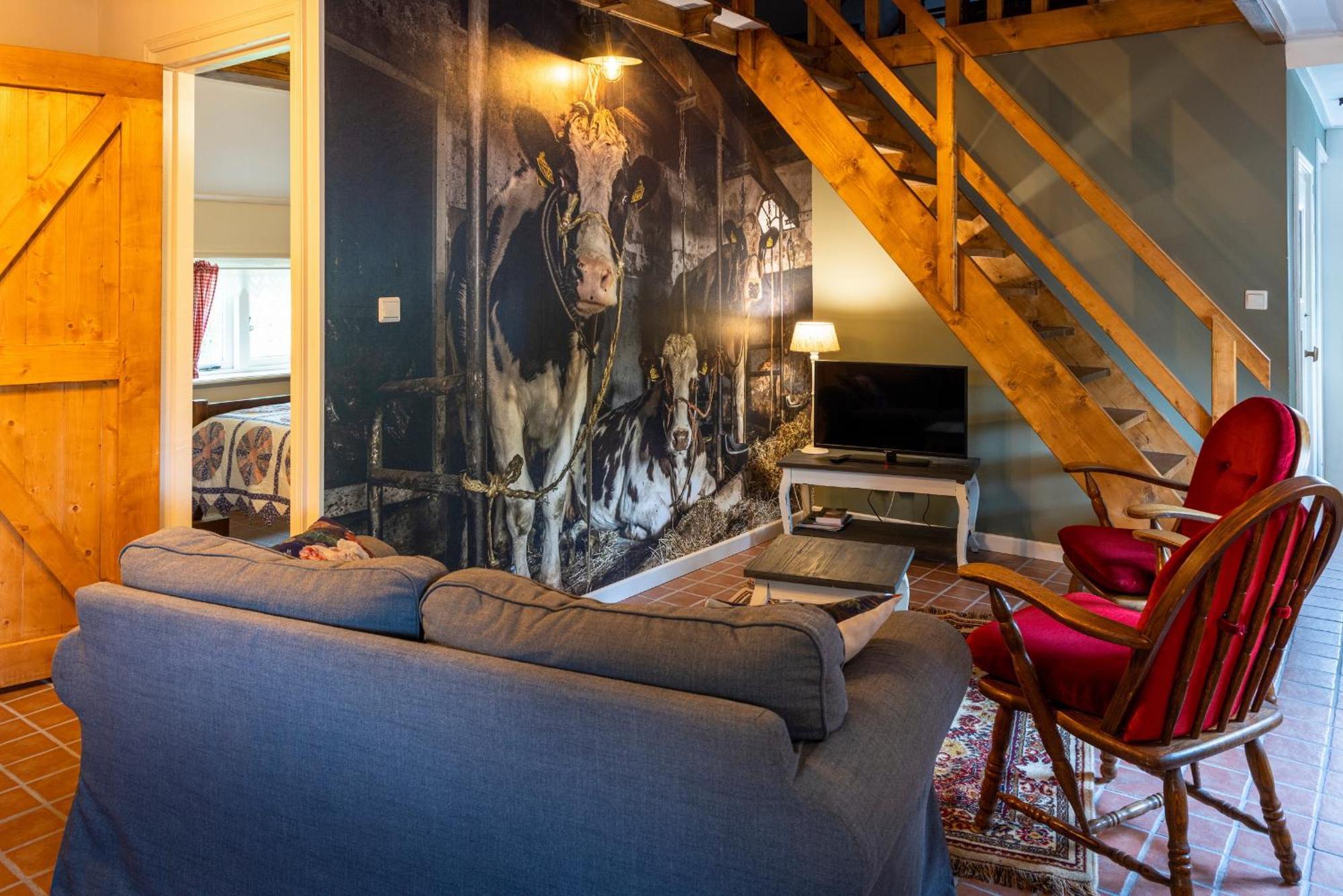 'Us Waldhuske' Villa Burgum ภายนอก รูปภาพ